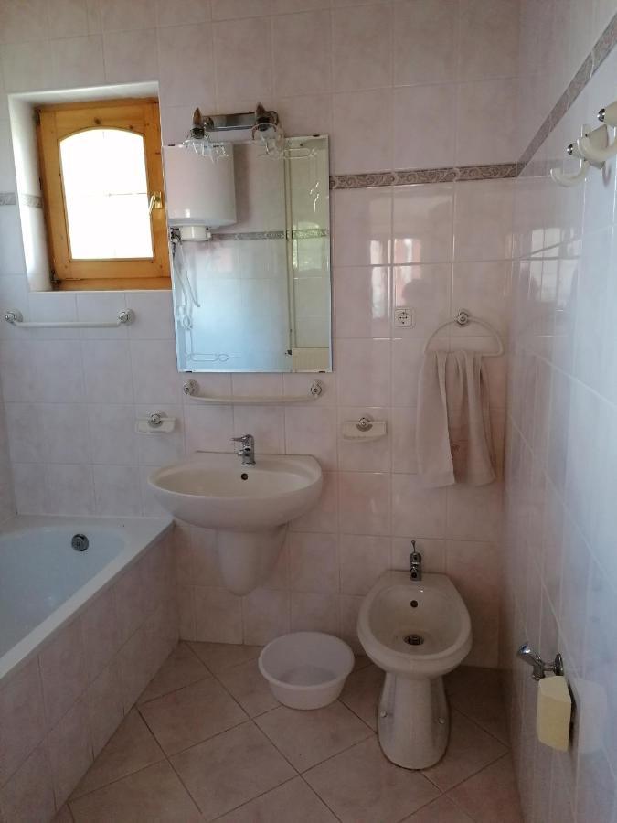 Balatonberény Vica Apartman מראה חיצוני תמונה