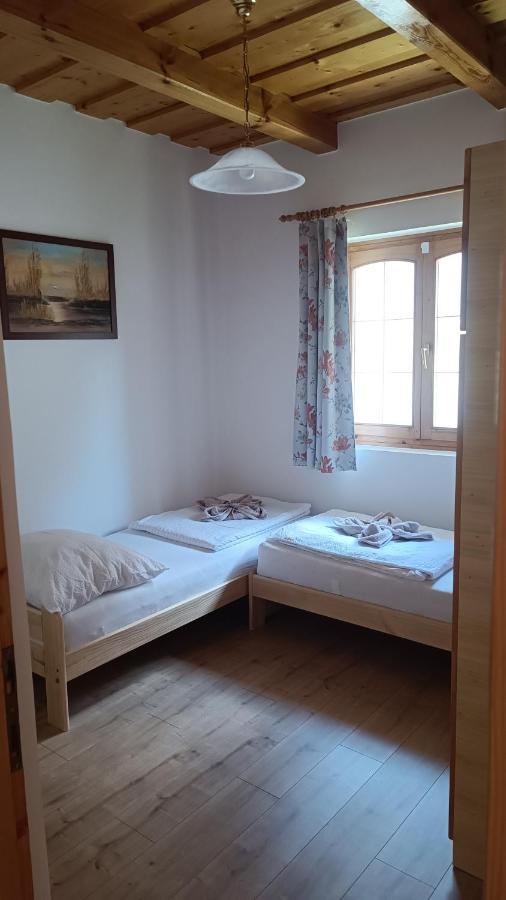 Balatonberény Vica Apartman מראה חיצוני תמונה