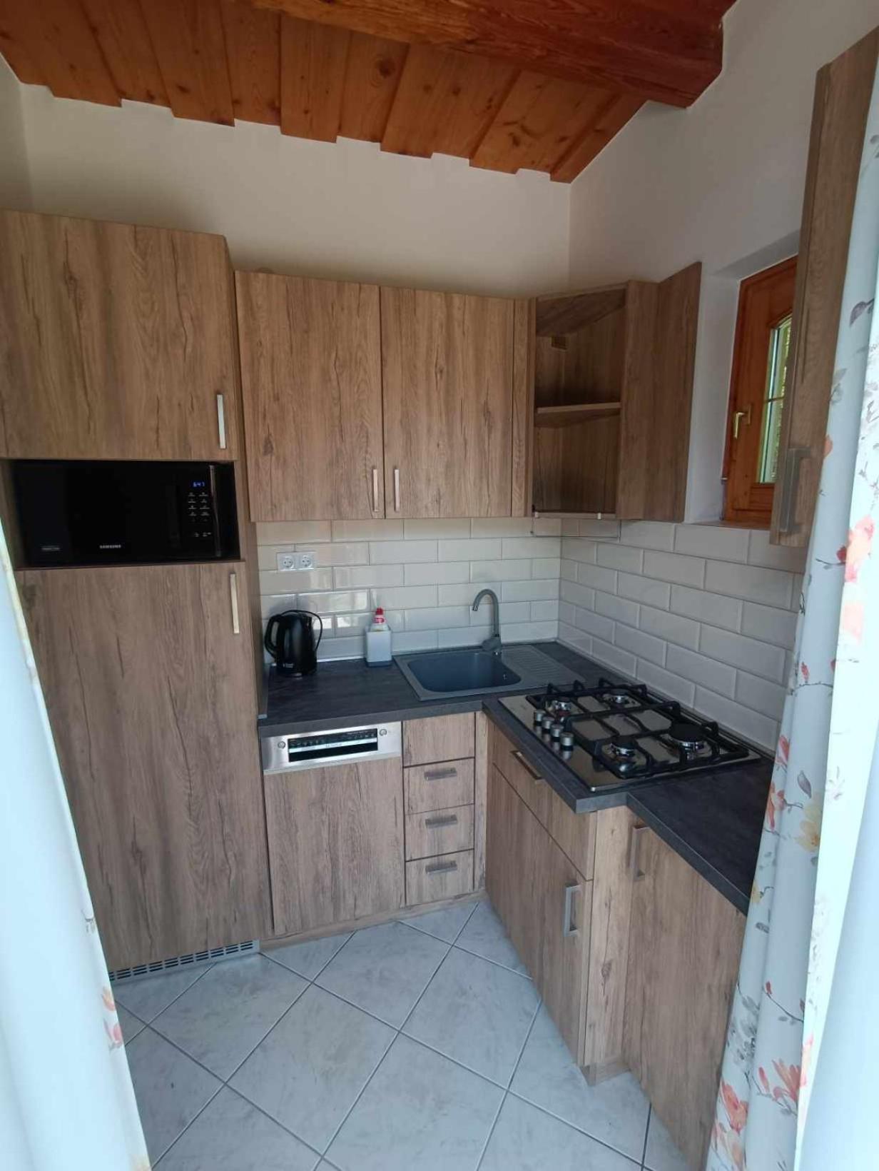 Balatonberény Vica Apartman מראה חיצוני תמונה